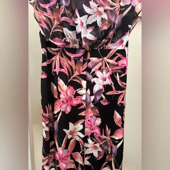 Connected Apparel Floral Print Dress-Size 16 - Picture 9 of 13